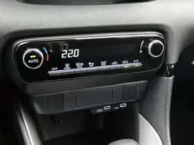 Toyota Yaris (2025) thumbnail 9