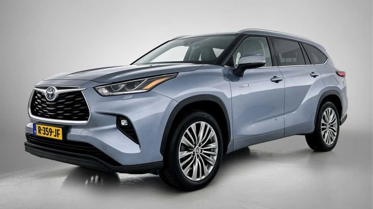 Toyota Highlander (2021) — foto 1