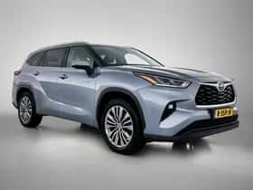 Toyota Highlander (2021) thumbnail 12