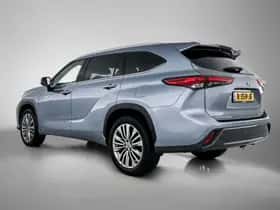 Toyota Highlander (2021) thumbnail 13