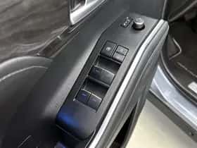 Toyota Highlander (2021) thumbnail 22
