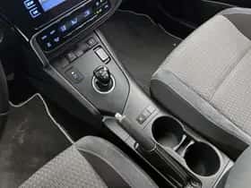 Toyota Auris (2017) thumbnail 11