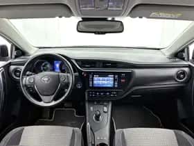Toyota Auris (2017) thumbnail 4