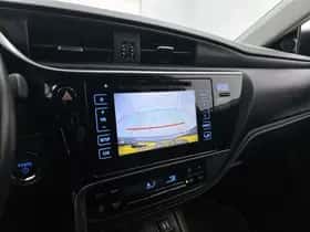 Toyota Auris (2017) thumbnail 8