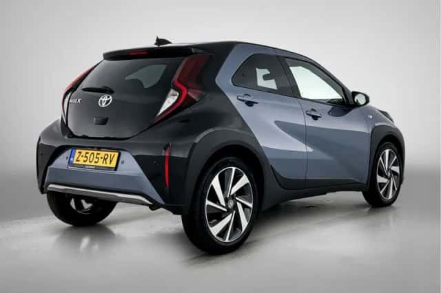 Toyota Aygo (2024) thumbnail 2