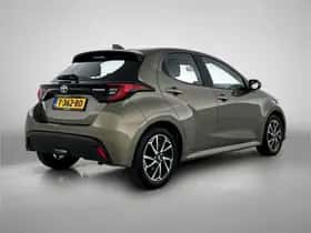 Toyota Yaris (2023) thumbnail 2