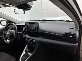 Toyota Yaris (2023) thumbnail 6