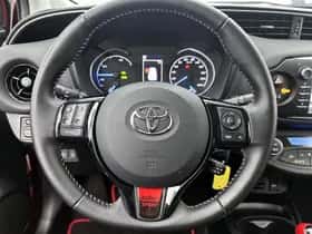 Toyota Yaris (2018) thumbnail 17