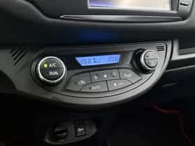 Toyota Yaris (2018) thumbnail 9