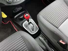 Toyota Yaris (2018) thumbnail 10
