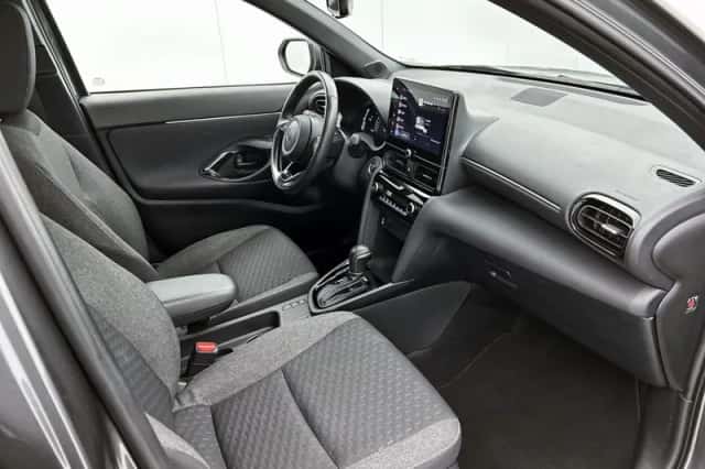 Toyota Yaris_Cross (2025) thumbnail 6