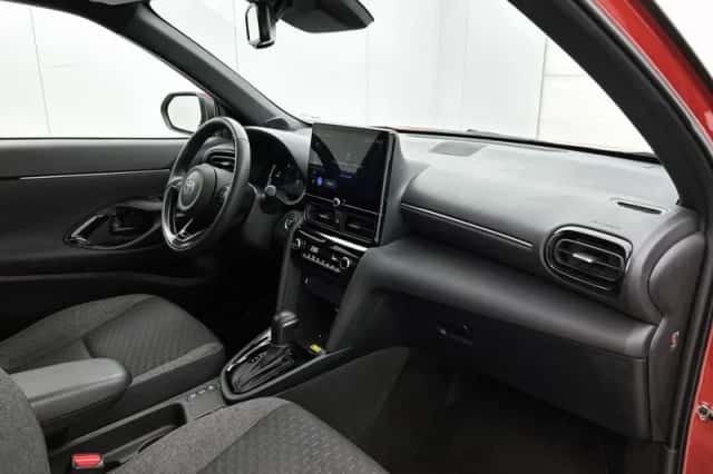 Toyota Yaris_Cross (2025) thumbnail 6