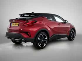 Toyota C-HR (2021) thumbnail 2