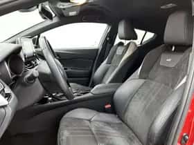 Toyota C-HR (2021) thumbnail 15