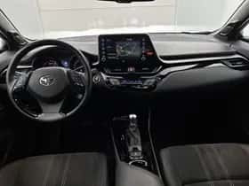 Toyota C-HR (2021) thumbnail 4