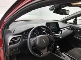 Toyota C-HR (2021) thumbnail 33