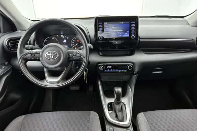 Toyota Yaris (2020) thumbnail 4
