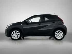Toyota Aygo (2023) thumbnail 3