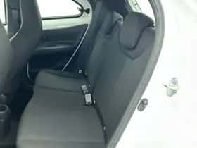 Toyota Aygo (2025) thumbnail 16