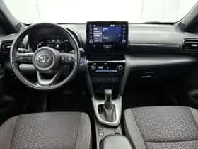 Toyota Yaris_Cross (2022) thumbnail 4