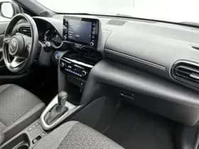 Toyota Yaris_Cross (2022) thumbnail 6