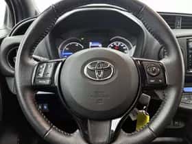 Toyota Yaris (2018) thumbnail 14