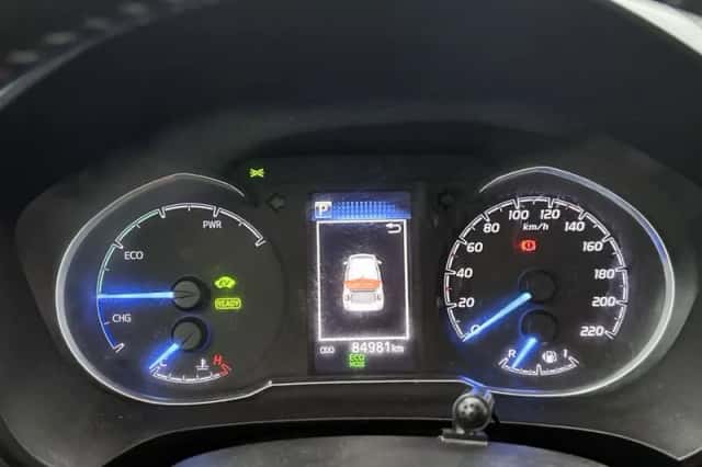 Toyota Yaris (2018) thumbnail 5
