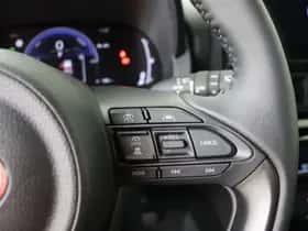Toyota Yaris_Cross (2025) thumbnail 11