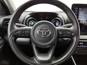Toyota Yaris (2022) thumbnail 17