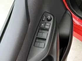 Toyota Yaris (2022) thumbnail 22