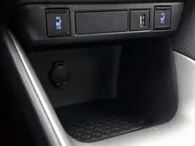 Toyota Yaris (2022) thumbnail 24