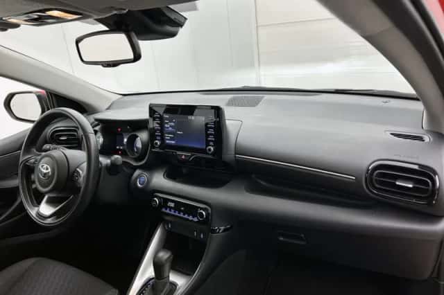 Toyota Yaris (2022) thumbnail 6