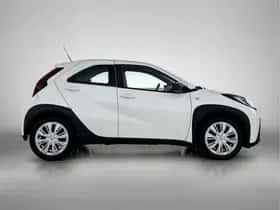 Toyota Aygo (2024) thumbnail 11