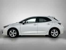 Toyota Corolla (2022) thumbnail 3