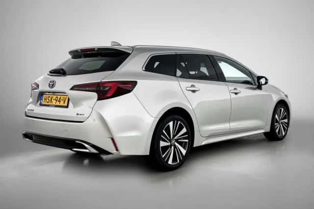 Toyota Corolla_Touring_Sports (2025) thumbnail 2