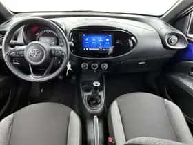 Toyota Aygo (2024) thumbnail 4