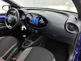 Toyota Aygo (2024) thumbnail 6