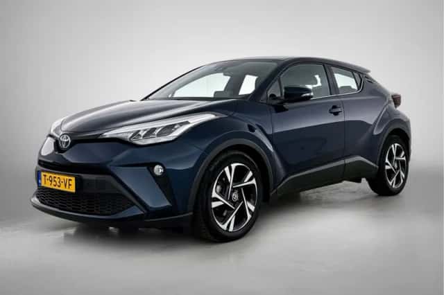 Toyota C-HR (2023) thumbnail 1