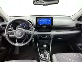 Toyota Yaris (2025) thumbnail 4