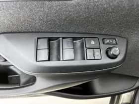 Toyota Yaris_Cross (2022) thumbnail 23