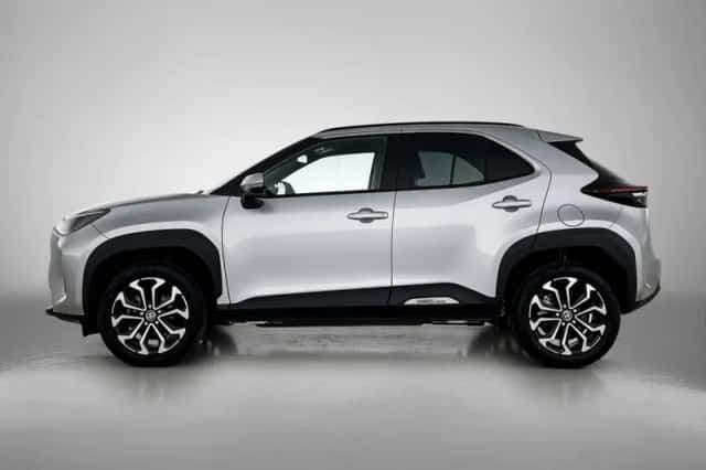 Toyota Yaris_Cross (2025) thumbnail 3