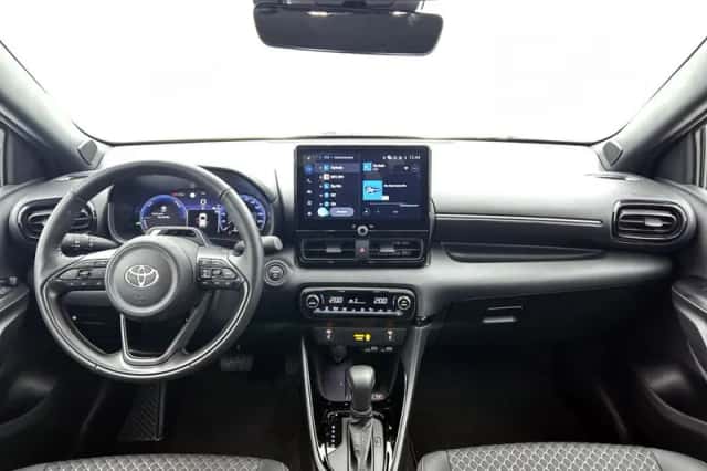 Toyota Yaris (2026) thumbnail 5