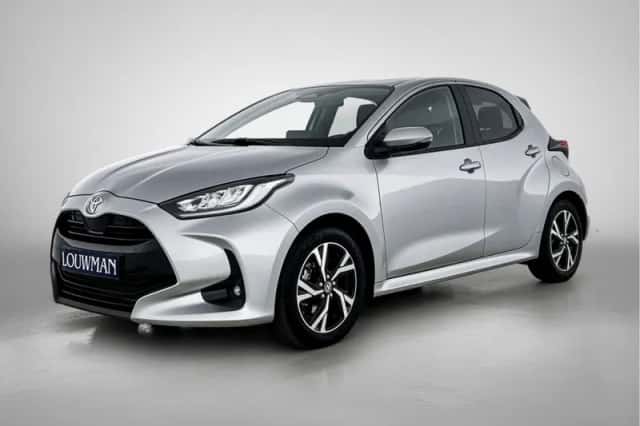 Toyota Yaris (2025) thumbnail 1