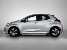 Toyota Yaris (2025) thumbnail 2