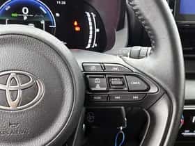Toyota Yaris (2025) thumbnail 12