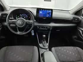 Toyota Yaris (2025) thumbnail 4