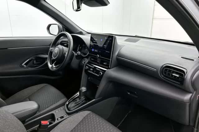 Toyota Yaris_Cross (2025) thumbnail 6