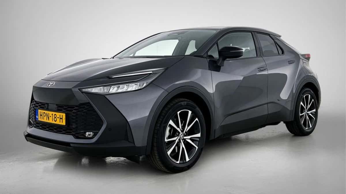 Toyota C-HR (2025) — foto 1