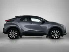 Toyota C-HR (2025) thumbnail 11