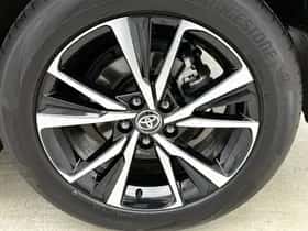 Toyota C-HR (2025) thumbnail 23